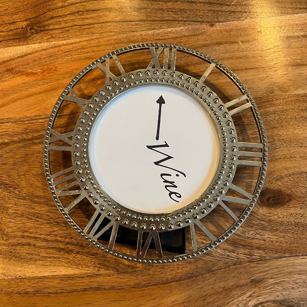 Silver finish round picture frame